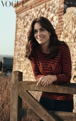 Catherine, Duchess of Cambridge pic #850076