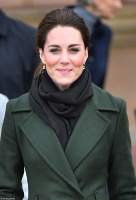Catherine, Duchess of Cambridge pic #1113039