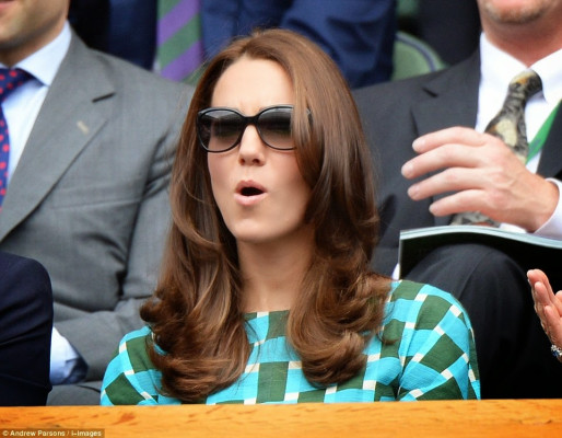 Catherine, Duchess of Cambridge pic #717432