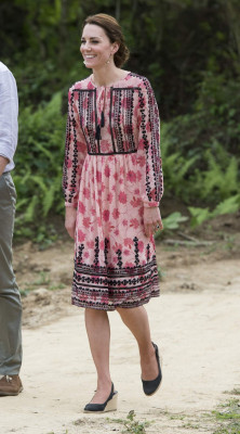 Catherine, Duchess of Cambridge pic #846969