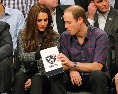 Catherine, Duchess of Cambridge pic #747544