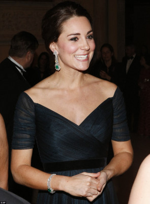 Catherine, Duchess of Cambridge pic #748319