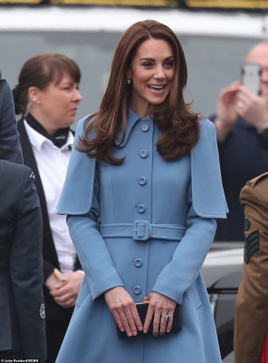 Catherine, Duchess of Cambridge pic #1112512
