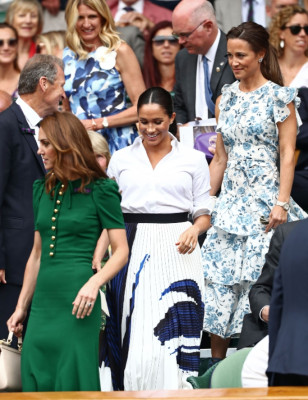 Catherine, Duchess of Cambridge pic #1156706