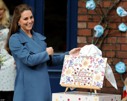 Catherine, Duchess of Cambridge pic #760771
