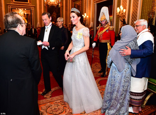 Catherine, Duchess of Cambridge pic #1092294