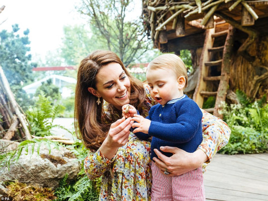 photo 24 in Catherine, Duchess of Cambridge gallery [id1141478] 2019-06-04 00:00:00
