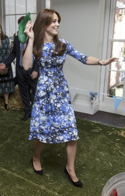 Catherine, Duchess of Cambridge pic #807743