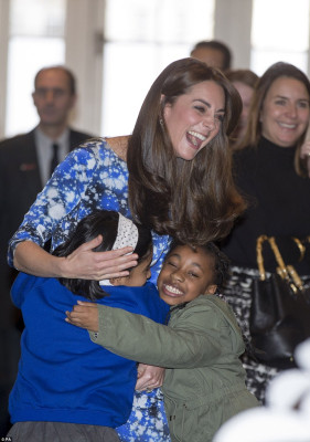 Catherine, Duchess of Cambridge pic #807751