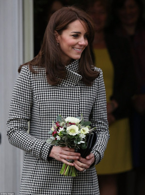 Catherine, Duchess of Cambridge pic #818957