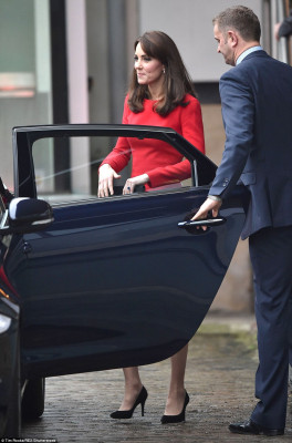 Catherine, Duchess of Cambridge pic #820196