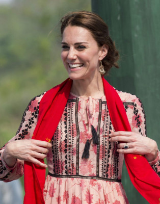 Catherine, Duchess of Cambridge pic #846974
