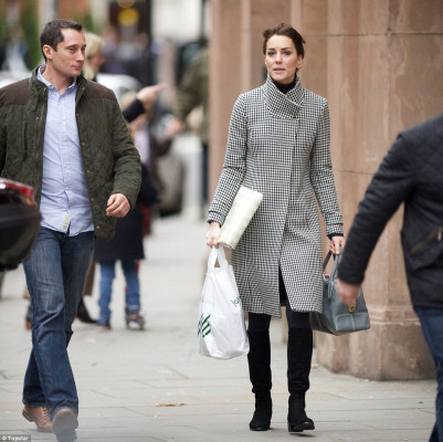 Catherine, Duchess of Cambridge pic #819746