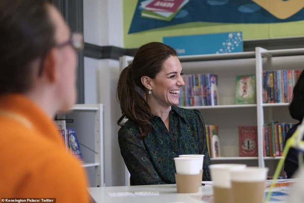 Catherine, Duchess of Cambridge pic #1113035