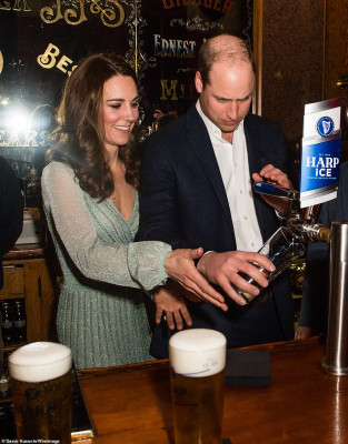 Catherine, Duchess of Cambridge pic #1112502