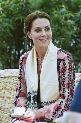 Catherine, Duchess of Cambridge pic #846973