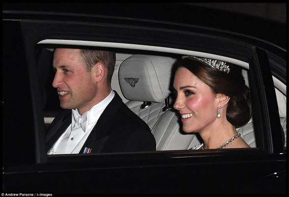 Catherine, Duchess of Cambridge pic #988016