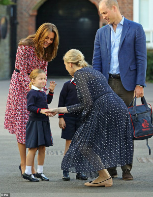 Catherine, Duchess of Cambridge pic #1175287