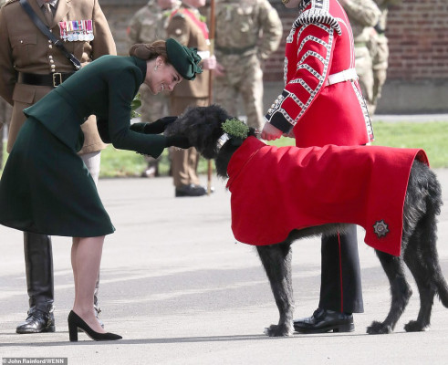 Catherine, Duchess of Cambridge pic #1116119