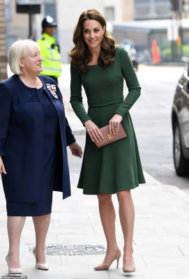 Catherine, Duchess of Cambridge pic #1129570
