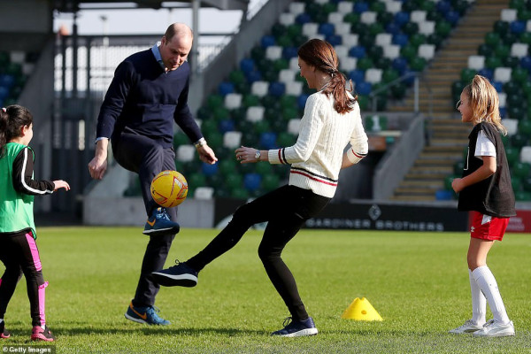Catherine, Duchess of Cambridge pic #1112473