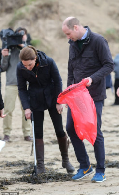 Catherine, Duchess of Cambridge pic #1132237