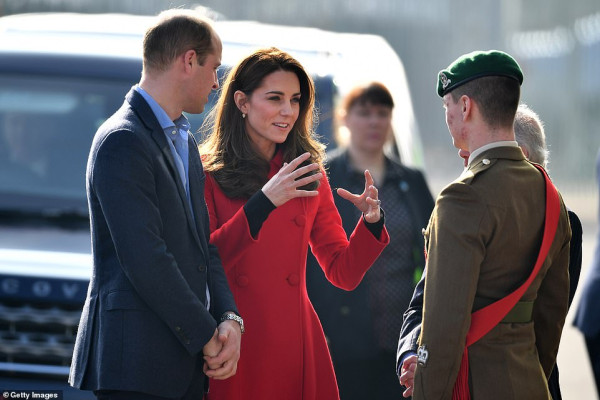 Catherine, Duchess of Cambridge pic #1112497