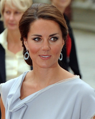 Catherine, Duchess of Cambridge pic #518059