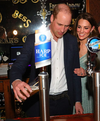 Catherine, Duchess of Cambridge pic #1112464