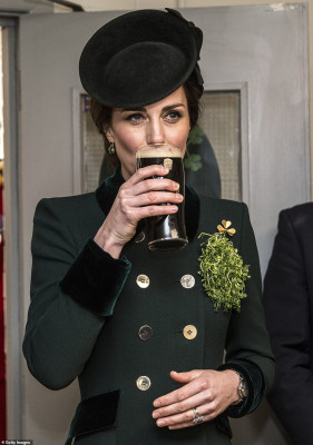 Catherine, Duchess of Cambridge pic #1116570