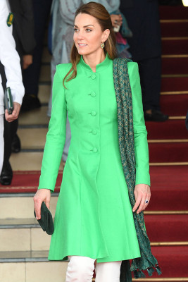 Catherine, Duchess of Cambridge pic #1195499