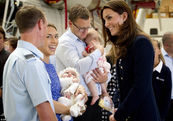 Catherine, Duchess of Cambridge pic #689762