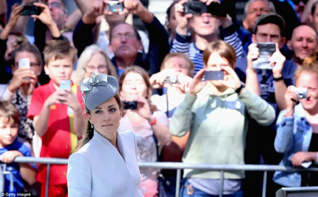 Catherine, Duchess of Cambridge pic #692205