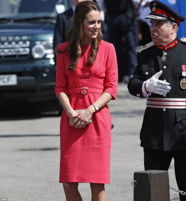 Catherine, Duchess of Cambridge pic #715405