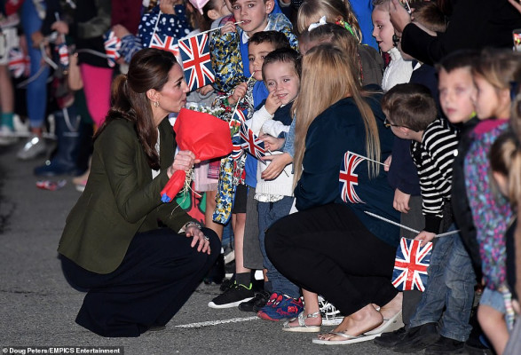 Catherine, Duchess of Cambridge pic #1092283