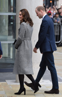 Catherine, Duchess of Cambridge pic #988013