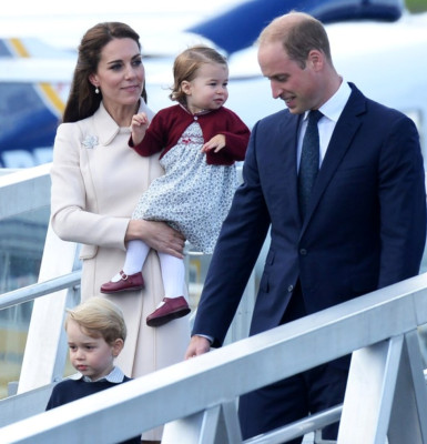 Catherine, Duchess of Cambridge pic #880346