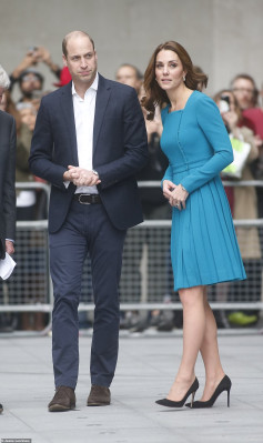 Catherine, Duchess of Cambridge pic #1084826