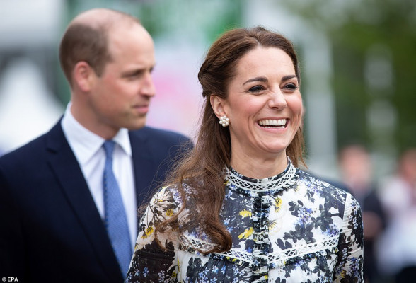 Catherine, Duchess of Cambridge pic #1141456