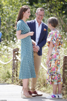 Catherine, Duchess of Cambridge pic #1154096