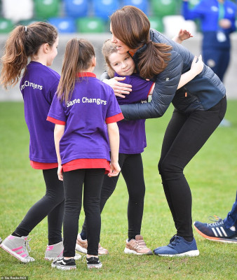 Catherine, Duchess of Cambridge pic #1112487