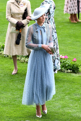 Catherine, Duchess of Cambridge pic #1146907