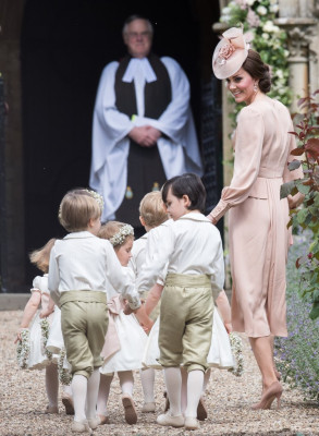 Catherine, Duchess of Cambridge pic #935380