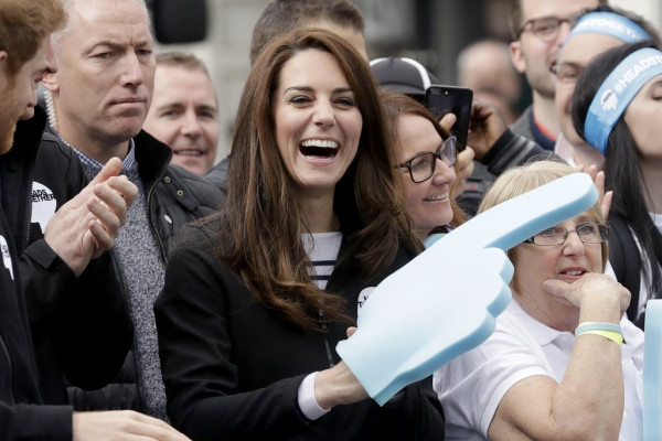 Catherine, Duchess of Cambridge pic #935685