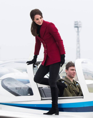 Catherine, Duchess of Cambridge pic #935686