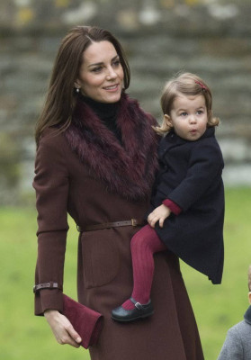 Catherine, Duchess of Cambridge pic #935683
