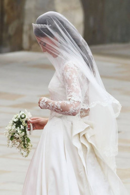 Catherine, Duchess of Cambridge pic #936674