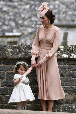 Catherine, Duchess of Cambridge pic #935663