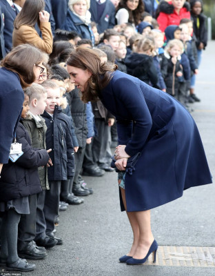 Catherine, Duchess of Cambridge pic #997038