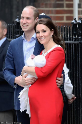 Catherine, Duchess of Cambridge pic #1031537